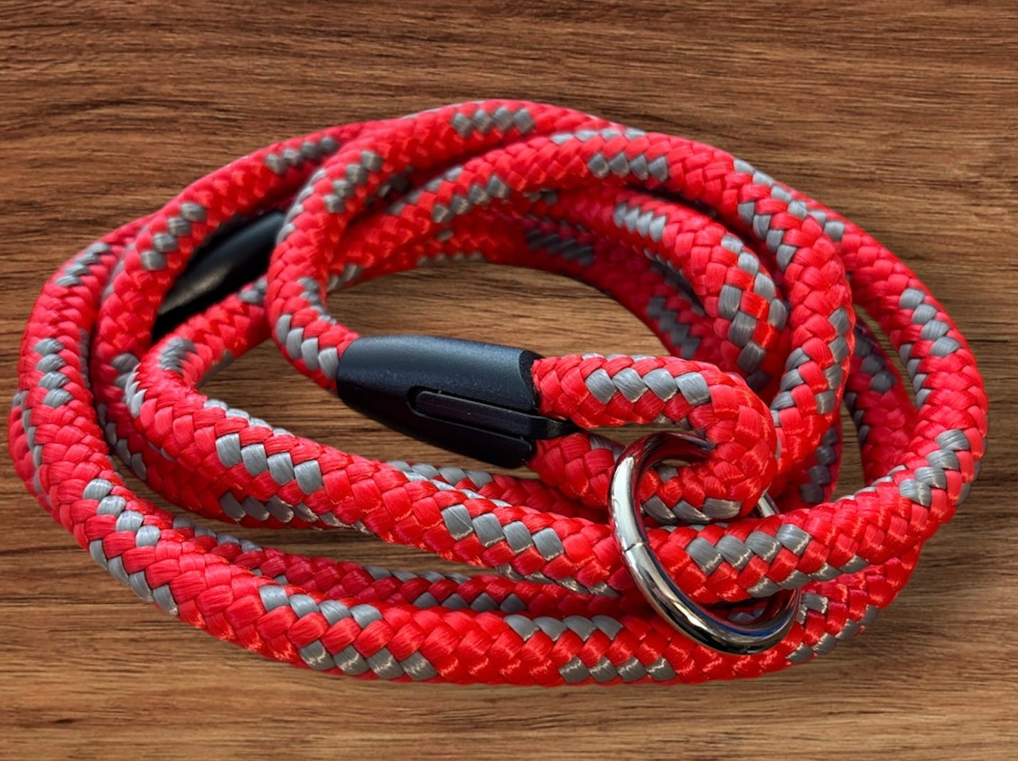 Round slip leash
