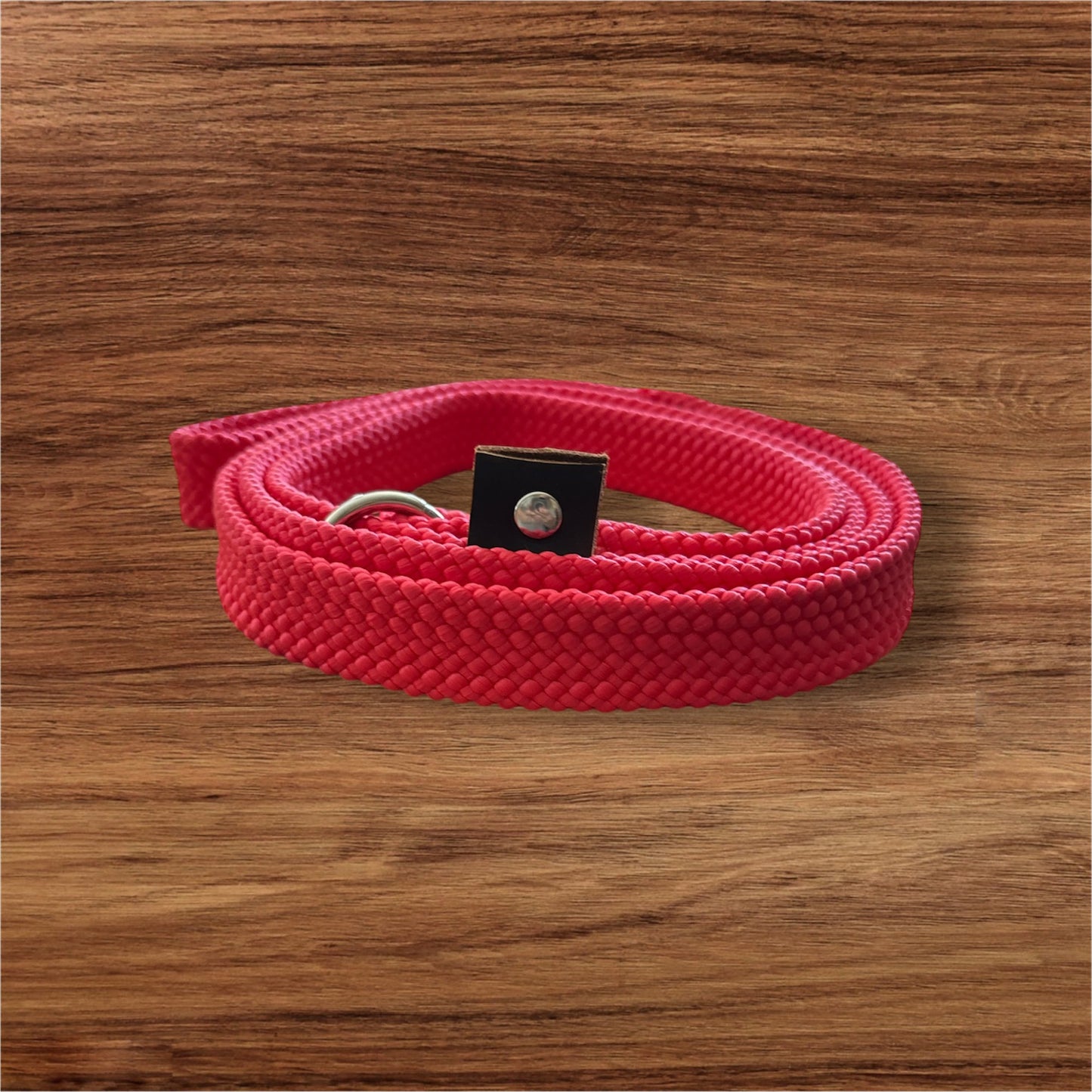 Flat slip leash