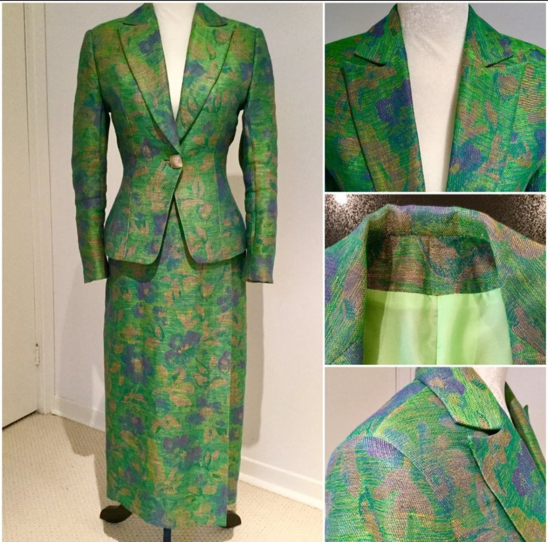 Show Suits CUSTOM TAILORED, Size 2,  Silk Blend Suite Green/Blue.